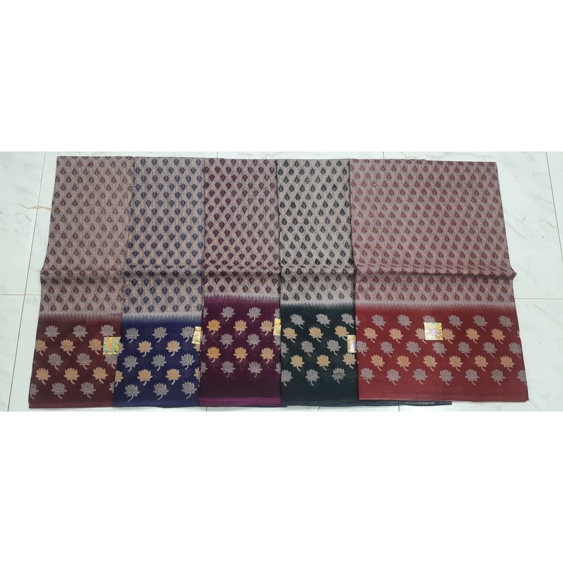 Low budget multicolor printed cotton saree in wholesale price(LBS-2025)
