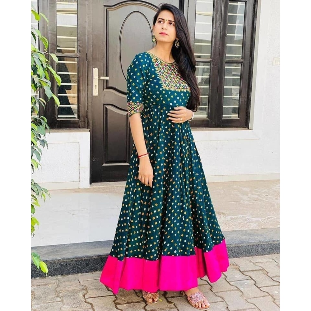 High Quality Italian Silk Fabric With Embroidery Work With Digital Printed Readymade Kurti for Women(MOH-2035)