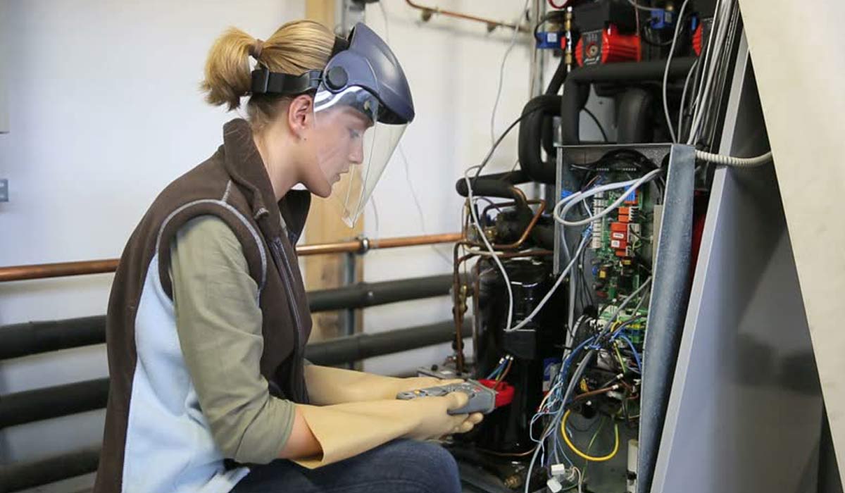 Electrical Wiring Service- Expert Electrician, Safety Assurance