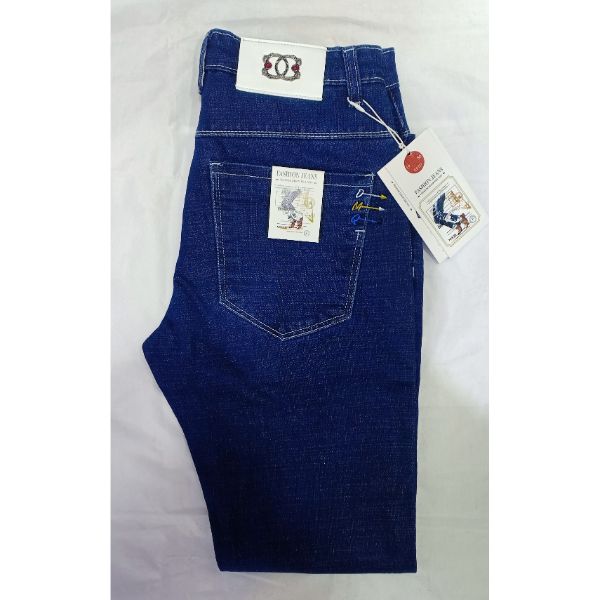 Modern Beaking Jeans Pant For Men Wholesale