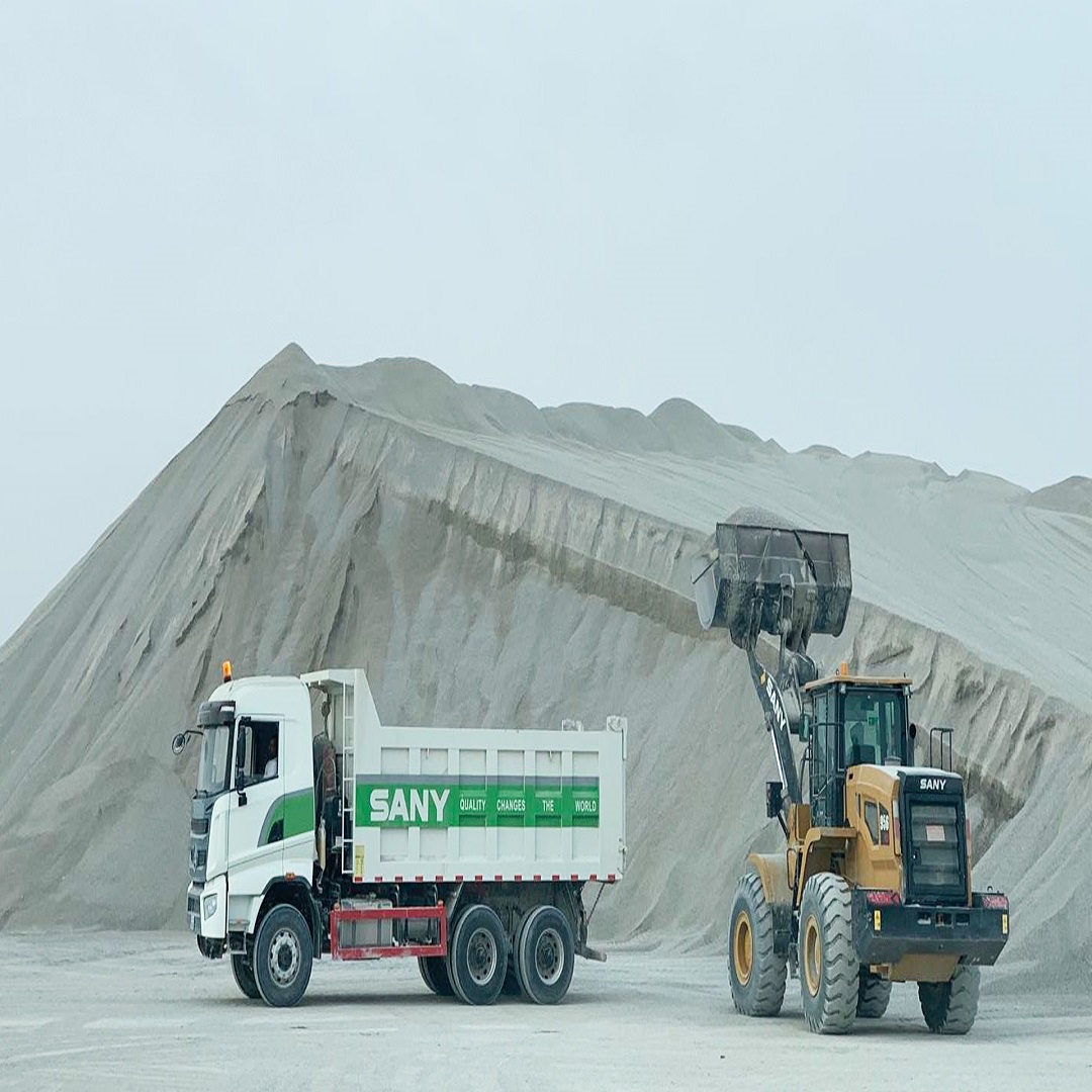 BRAND NEW SANY DUMP TRUCK SYZ323C - 8R - 49 TON FULL LOAD WEIGHT - SANY DEUTZ POWER ENGINE, DEVELOPED BR GERMAN DEUTZ - ENGINE: J08E-UP (HINO) - ENVIRONMENT FRIENDLY