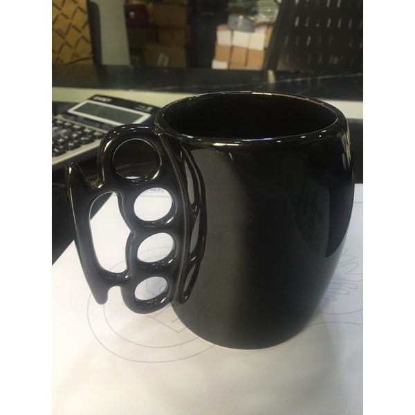 Ceramic Finger shaped mug