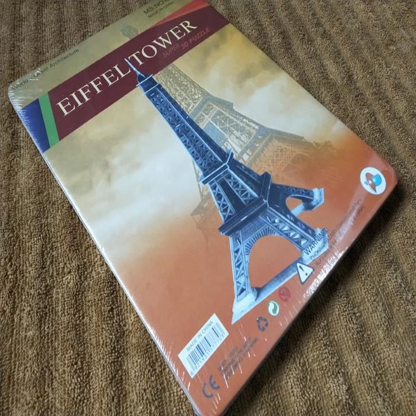 Eiffel Tower (MS-NO-689-D)